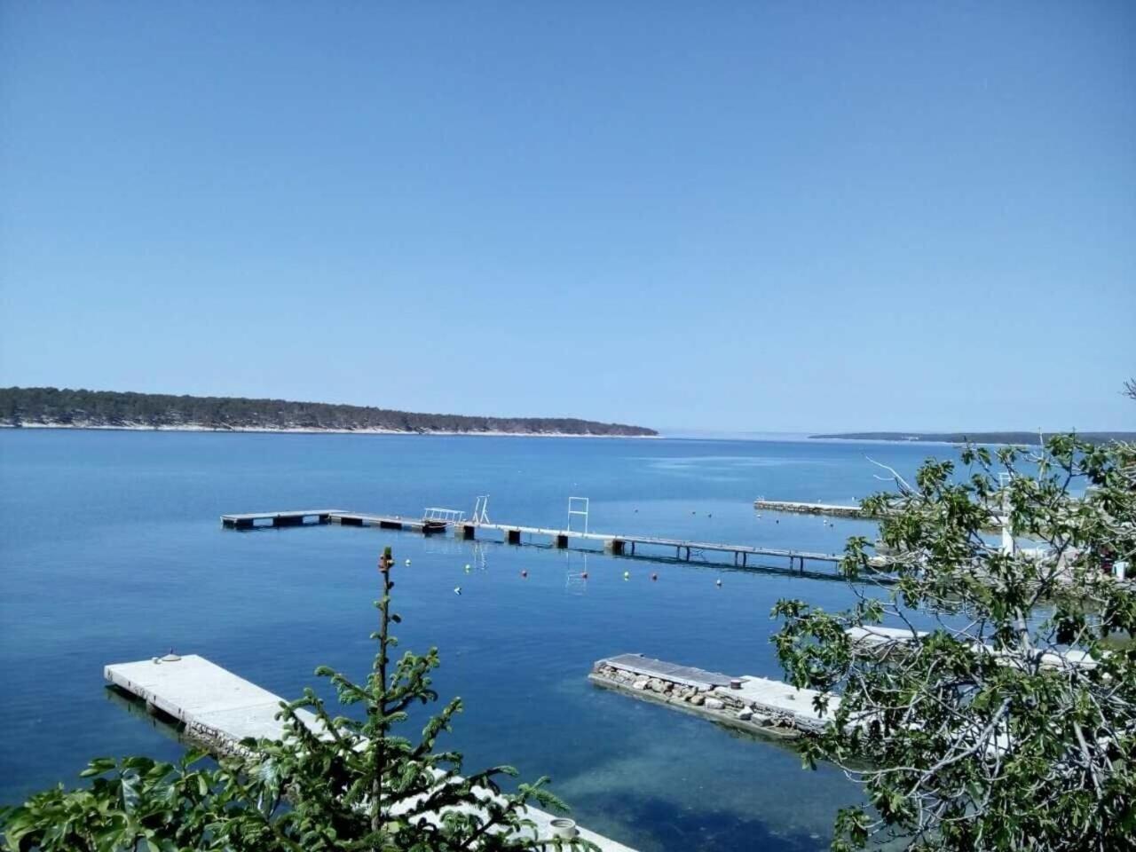 Apartments Petar - 6M From The Sea Barbat na Rabu Екстериор снимка