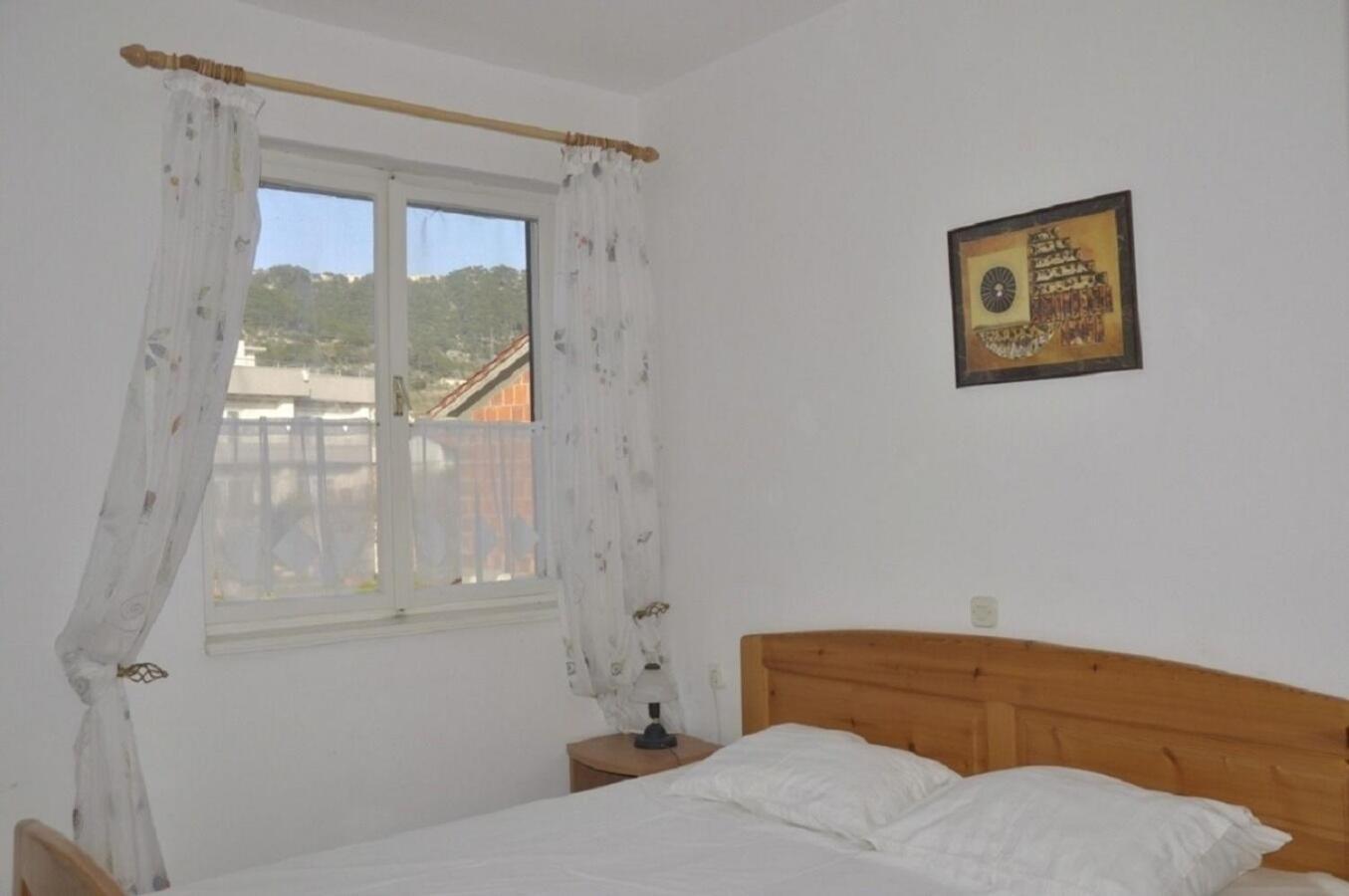 Apartments Petar - 6M From The Sea Barbat na Rabu Екстериор снимка
