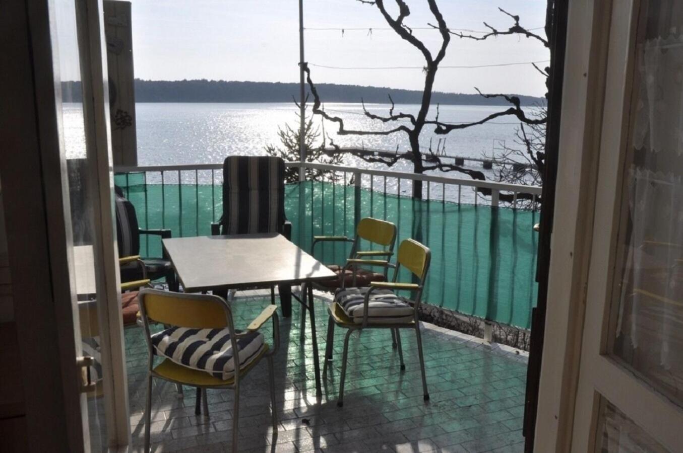 Apartments Petar - 6M From The Sea Barbat na Rabu Екстериор снимка