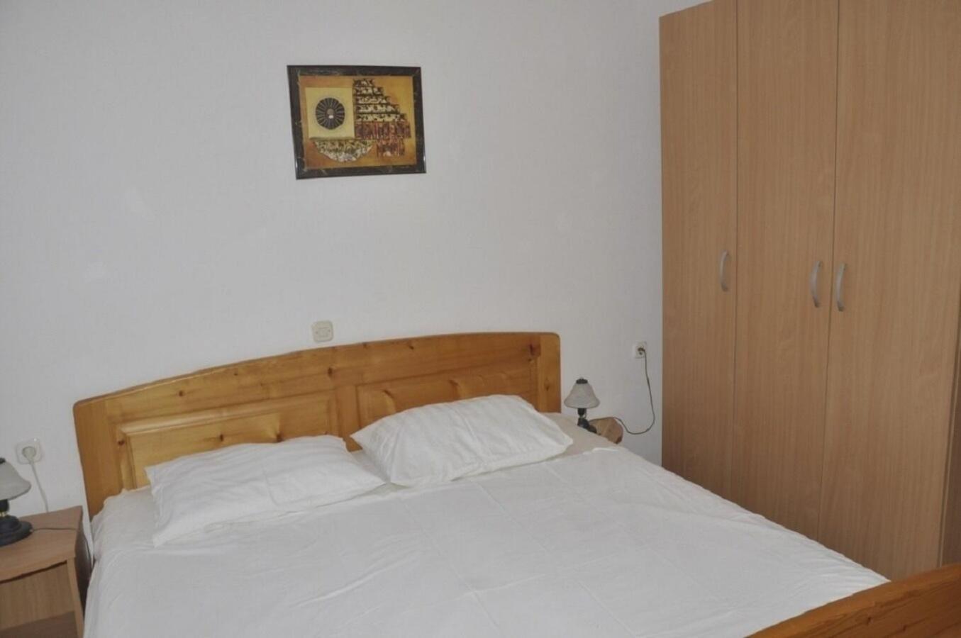 Apartments Petar - 6M From The Sea Barbat na Rabu Екстериор снимка